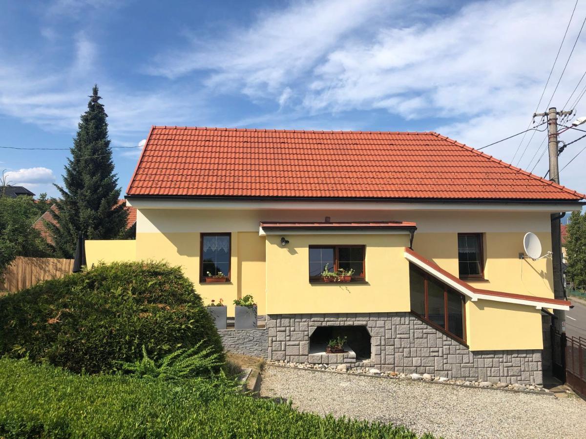 הוילה Liptovský Mikuláš Domcek Pri Medokysi מראה חיצוני תמונה